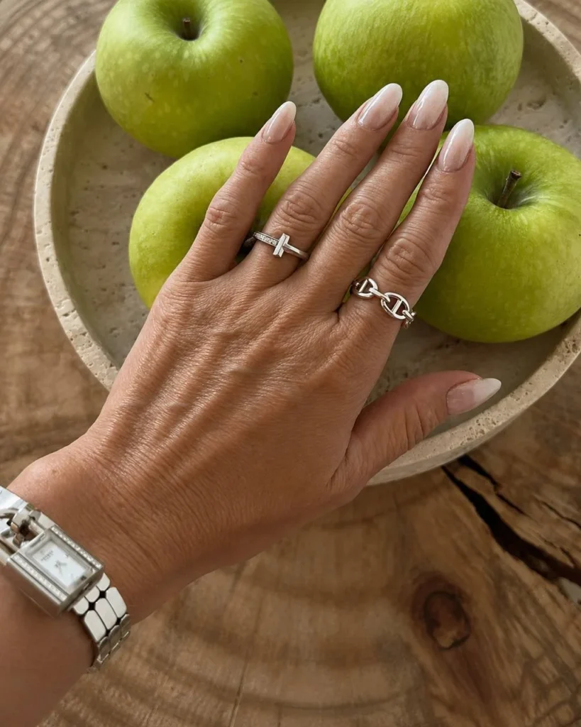 Almond ombré manicure by Milfey Beauty